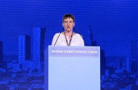 Савченко зустріли оваціями на саміті НАТО