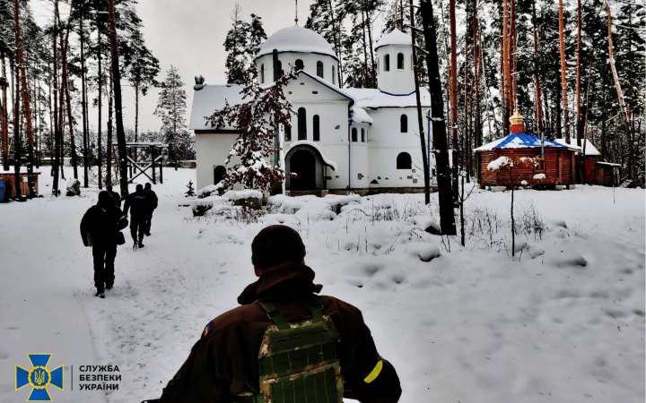На Житомирщині СБУ проводить безпекові заходи у двох монастирях та скиті УПЦ МП