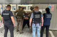 На Закарпатті засудили чоловіка, який планував заробити $25 тисяч на вивезенні немовляти