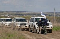 На Донбасі росіяни вкрали в ОБСЄ 50 броньованих автомобілів