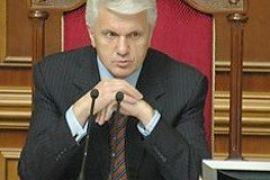 Литвин не хочет отменять свои поездки и возвращаться в Раду