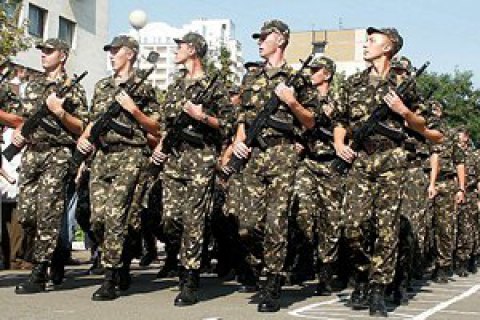 Большинство курсантов военнных вузов, поступивших в этом году - гражданская молодежь