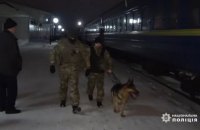 У Сумах п'яний чоловік "замінував" потяг і спостерігав біля вокзалу, що з цього буде