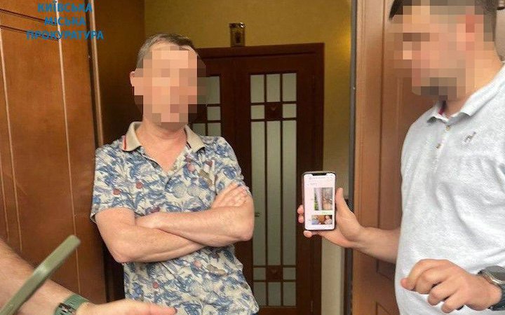 Заступнику директора департаменту КМДА оголосили підозру в "поборах" з перевізників