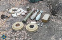 СБУ виявила у Донецькій області та Херсоні ворожі схрони з патронами та вибухівкою
