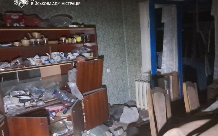 Росіяни знову атакували Дніпропетровщину: понівечені будинки