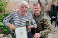 Відомий херсонський волонтер отримав президентську відзнаку