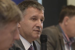 Аваков: лицо Украины будет определять фактор несостоятельности власти