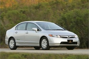 Назван самый экологичный автомобиль года