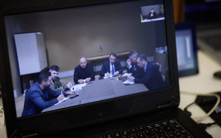 Зеленський: вчорашні перемовини були непростими, сьогодні говоритимуть про обмін полоненими