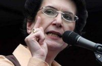 Бурджанадзе: лица, находившиеся в черном автомобиле, пытались похитить генерала Учава 
