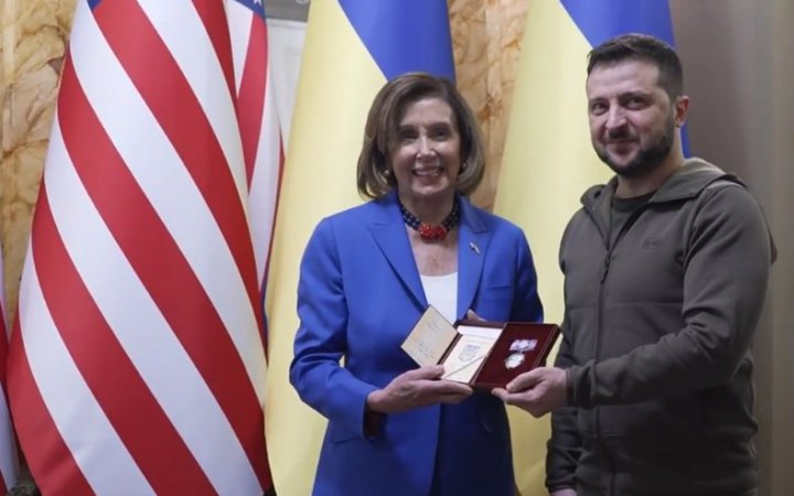 Спикер Палаты представителей Конгресса США Нэнси Пелоси в Киеве для встречи с Зеленским