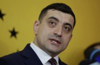Румунський ультраправий кандидат Сіміон звинуватив Макрона в "диктаторських схильностях"