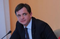 Янукович позитивно оценил работу местных властей с детьми-сиротами, - Павленко