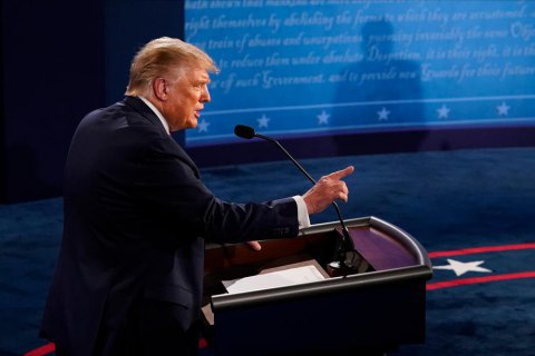 Трамп раскритиковал Facebook и Twitter за ограничение доступа к статье о Байдене