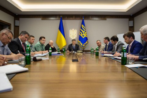 Порошенко потребовал от силовых ведомств большей координации