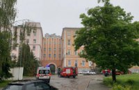 В Олександрівській лікарні в Києві сталася пожежа, постраждалих немає (оновлено)