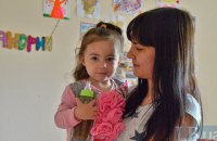 Конституционный суд признал законной отмену пособия по уходу за ребенком