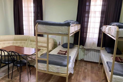 В Запорожском СИЗО один из заключенных выкупил для себя все места VIP-камеры