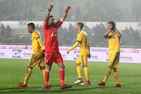 "Ювентус" выиграл первый полуфинал Кубка Италии