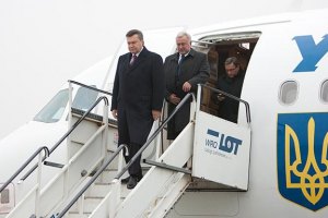 МИД: количество заграничных поездок Януковича выросло на 35%
