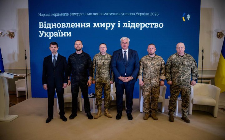 Головнокомандувач ЗСУ поінформував дипломатів про основні бойові потреби Сил оборони
