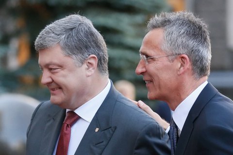 В АП сообщили, что Порошенко проведет более 15 двусторонних встреч с лидерами НАТО