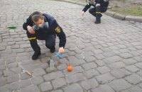 В центре Львова неизвестные разлили более килограмма ртути