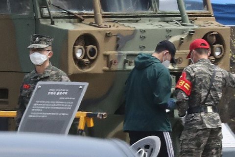 Лидер атак "Тоттенхэма" приступил к службе в морской пехоте 