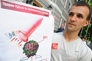 Активисты предлагают заменить презервативы воздушными шарами
