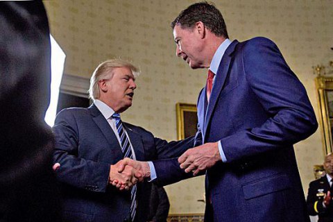 Трамп просив голову ФБР припинити розслідування проти Майкла Флінна, - ЗМІ