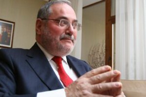 Франция отзывает своего посла из-за Тимошенко