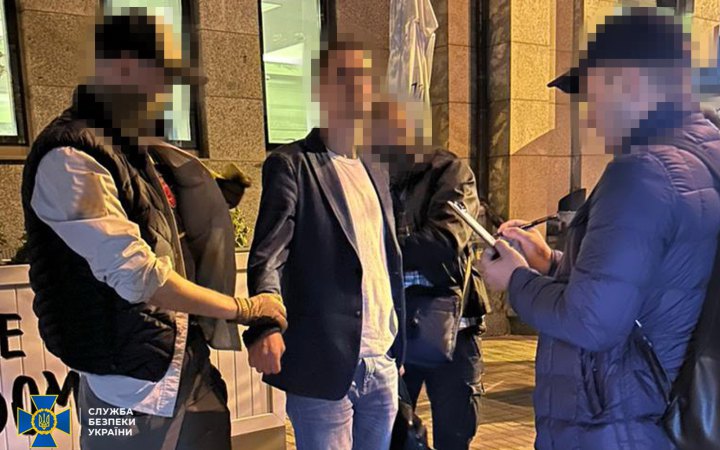 Викрили прокурора з Київщини, який вимагав від підприємця $45 тисяч