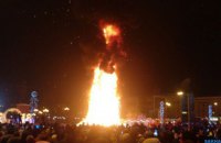 Главная елка Сахалина сгорела в новогоднюю ночь
