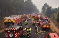 Лісова пожежа у Франції підібралась до Бордо на відстань 15 кілометрів