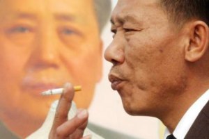 Власти КНР намерены ужесточить антитабачное законодательство