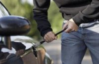 З автомобіля львів'янина вкрали 1,5 млн гривень