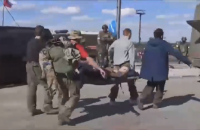 З'явилися відео виходу українських військових з Азовсталі