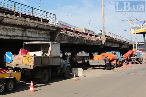 Киев рассматривает семь вариантов реконструкции развязки возле метро "Шулявская"