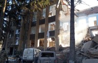 Окупанти обстріляли Дворічну на Харківщині, є поранена