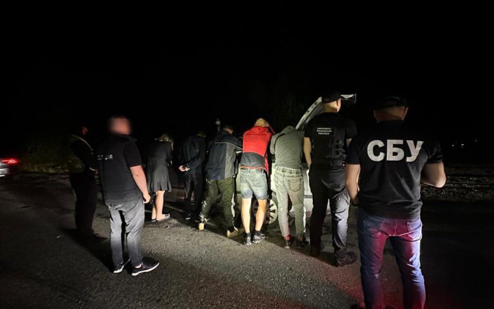 Прикордонники затримали росіянку, яка вивозила за кордон ухилянтів