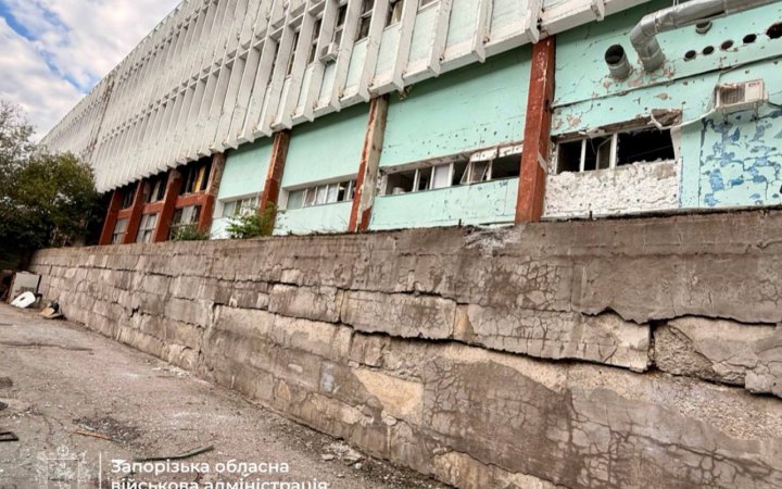 Росіяни атакували склад у Запоріжжі: є поранені