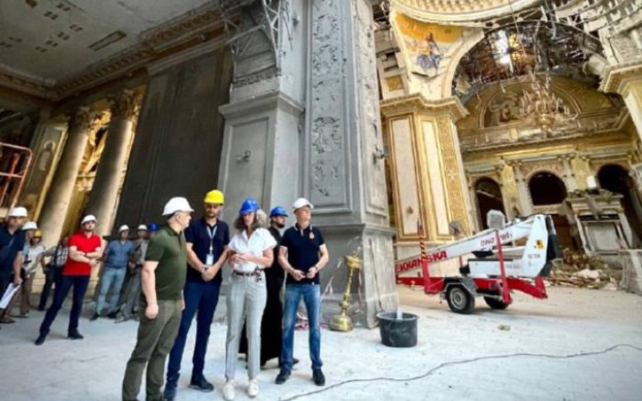 Координаторка ООН оглянула наслідки атаки росіян на Одесу