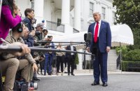 Медіаспільнота США занепокоєння намірами Трампа позбавляти ліцензій телеканали