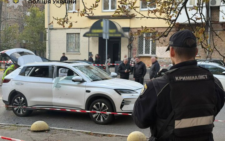 У Печерському районі Києва вибухнув електрокар