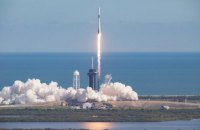 SpaceX запустила грузовой корабль Crew Dragon к МКС