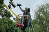 Пам'ятник Суворову в Ізмаїлі облили фарбою