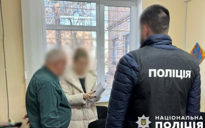 Працівнику столичного ТЦК повідомили про підозру у хабарництві
