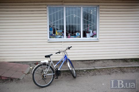 7-летний мальчик упал с велосипеда и пронзил лицо арматурой
