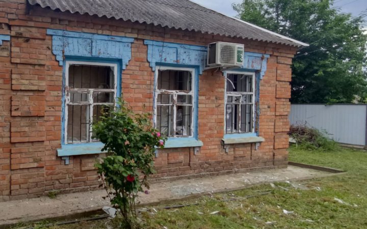Протягом дня ворог бив по Нікопольщині з артилерії та безпілотниками, поранена жінка